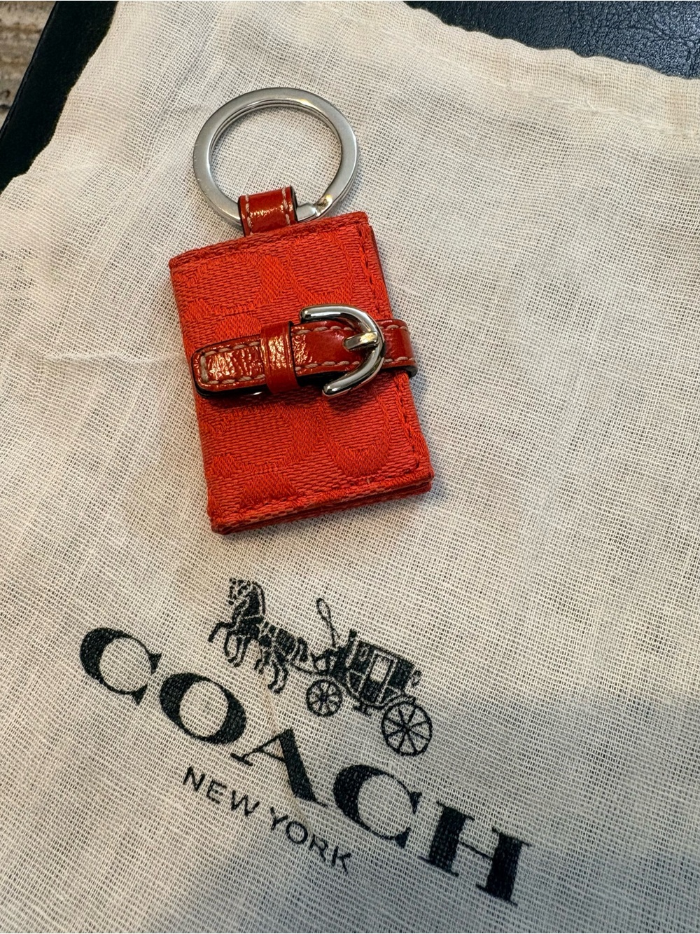 Coach Photo Book Y2K Red Signature Picture Frame Bag Charm Keychain - Picture 6 of 12